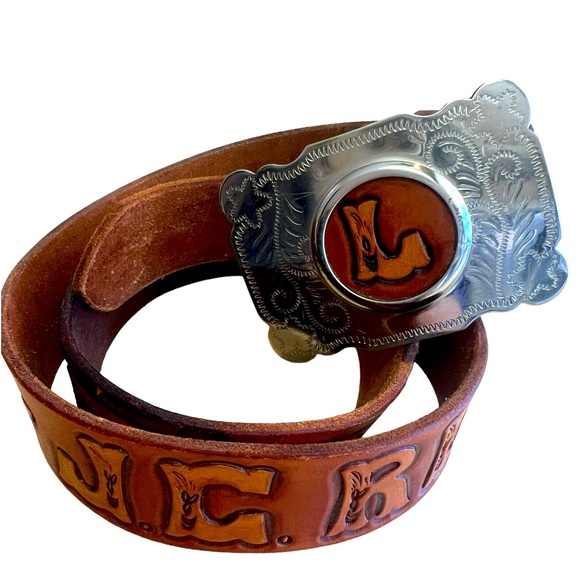 Western vintage  Rodeo Buckle and belt with tooled leather JC Rodeo 1967 sz 32 - Picture 1 of 5